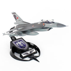 F-16 AKBA Sergiye hazır standlı Model Uçak ( HANÇER )