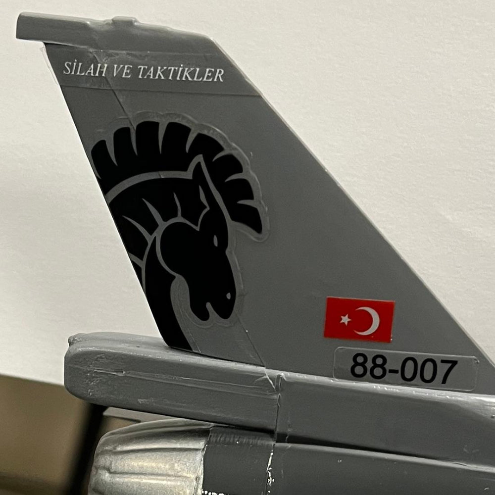 Maket Montajlı "F-16C 132 Filo Hancer"