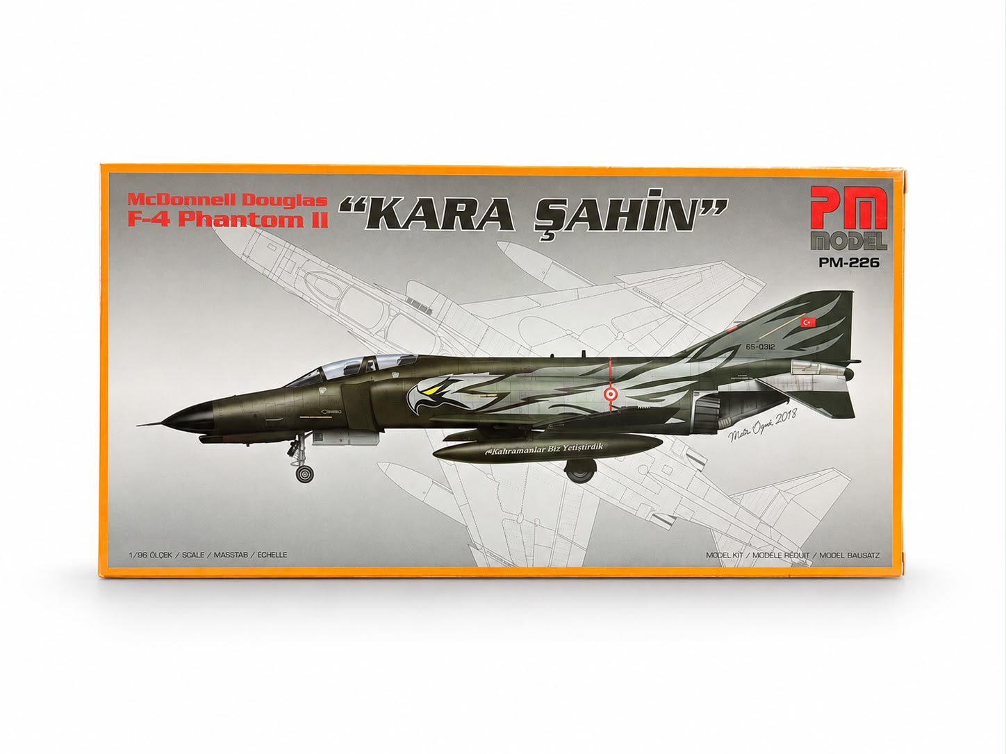 F-4 Phantom 2 Kara Şahin PM Model Demonte Plastik Uçak Maket Kiti