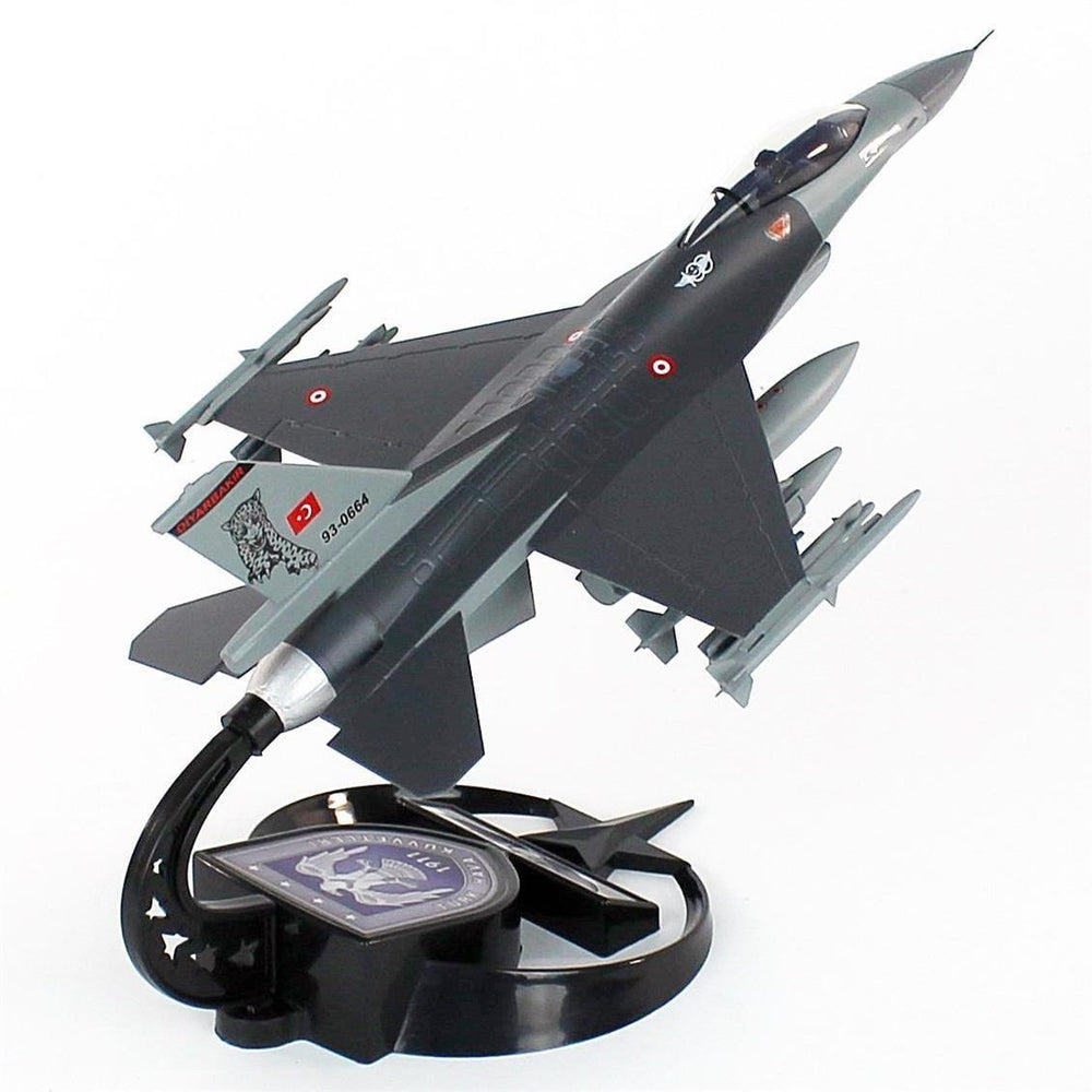 F-16 AKBA Sergiye hazır standlı Model Uçak ( KURT )