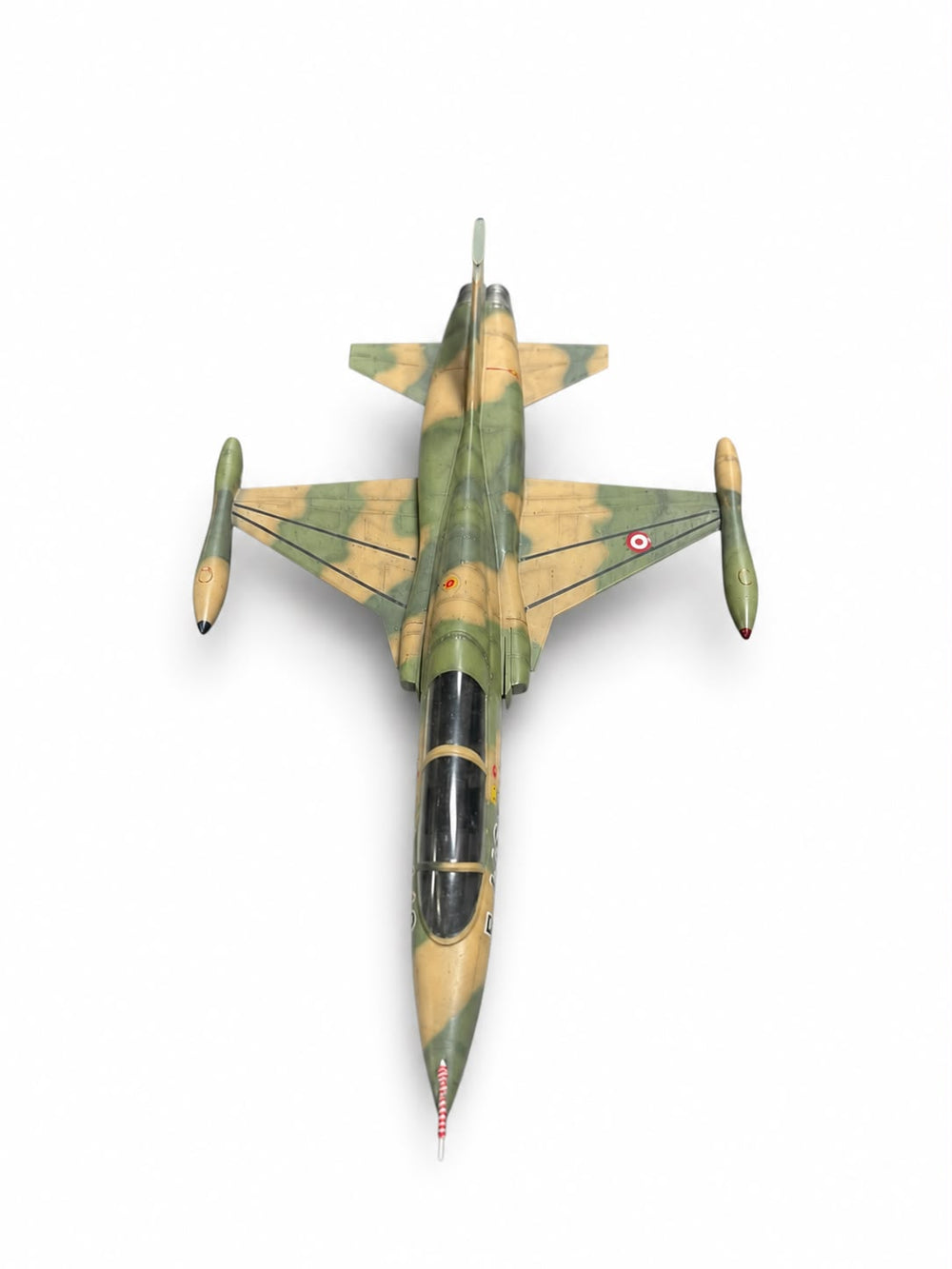 MONTAJLI + BOYALI F-5B MAKET UCAK (Kamuflaj)