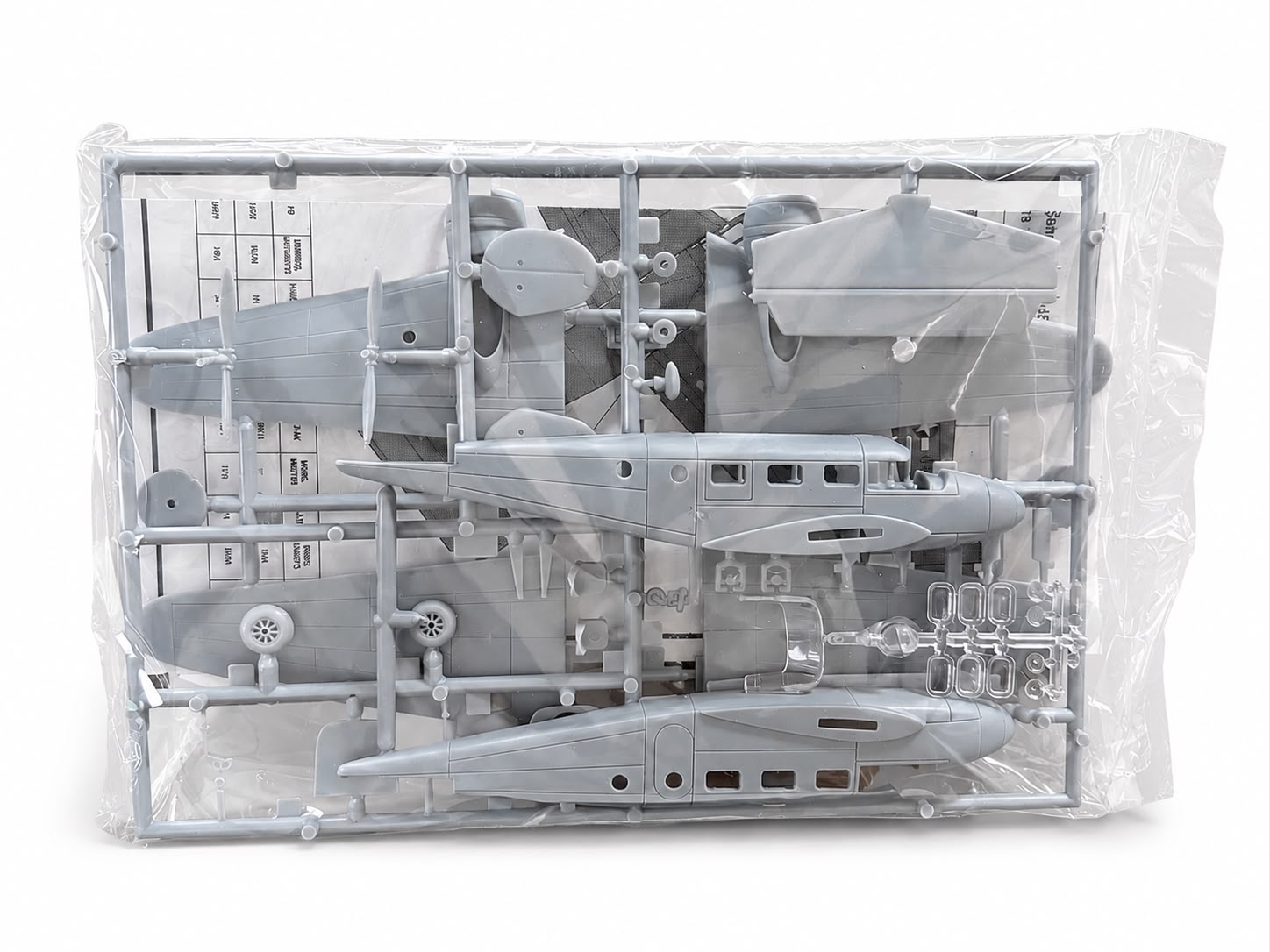 Pm Model Beechcraft At 11 Kansan Plastik Uçak Maket Kiti